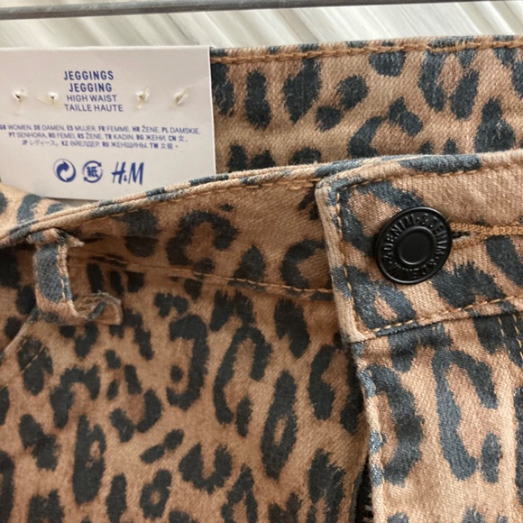 H&M & Denim in Leopard Jeggings sz 10 (32x32) - Picture 2 of 8